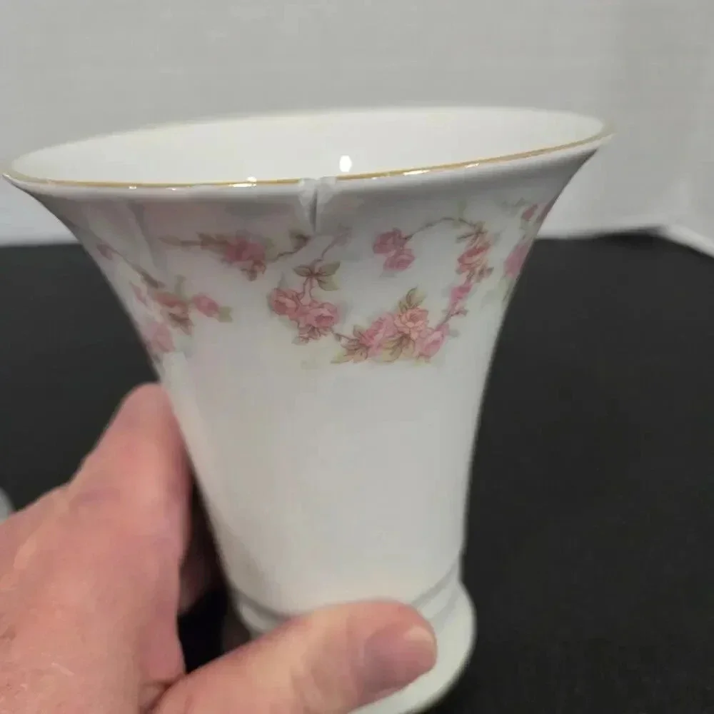 Schumann Arzberg Germany Golden Crown E&R 1886 Bridal Rose #64 Vases Set of 2